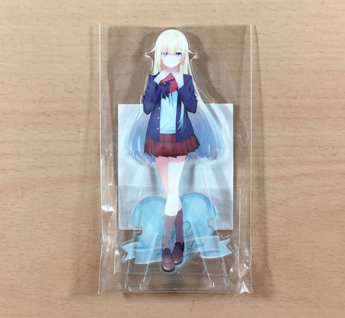 藍沢エマ