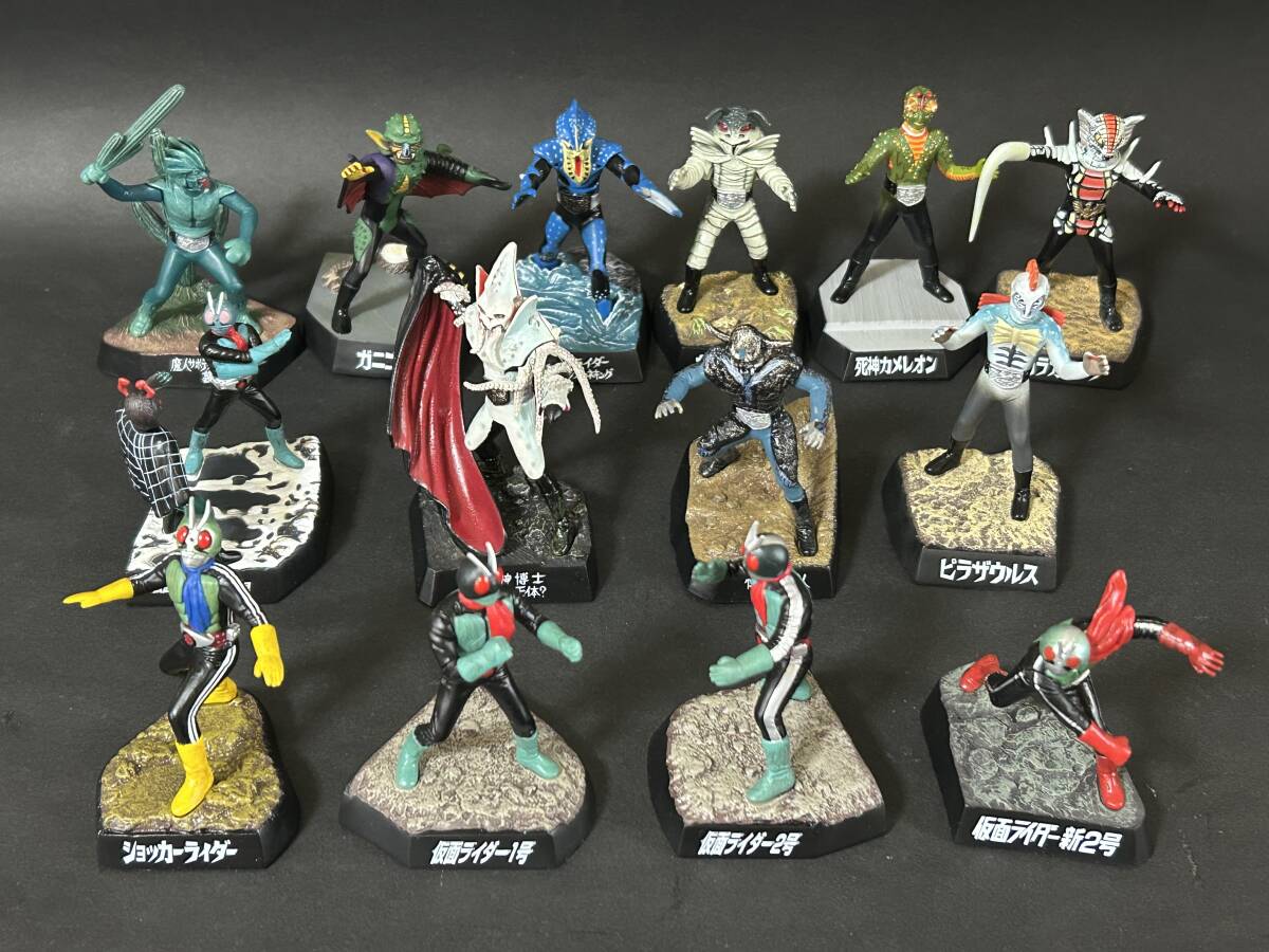 ライダー怪人名鑑