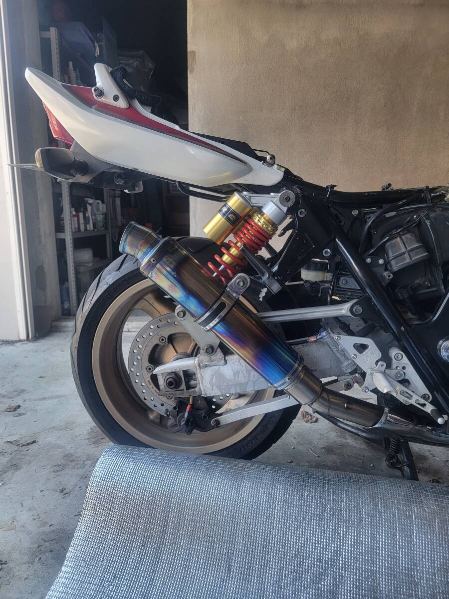 CB1300 sc40 マフラー