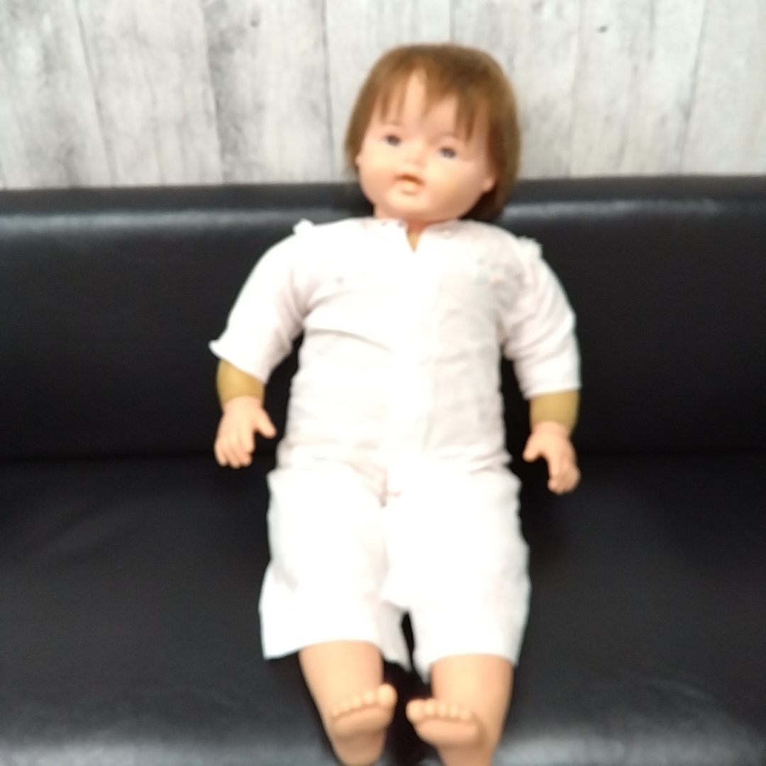 オオイケ抱き人形