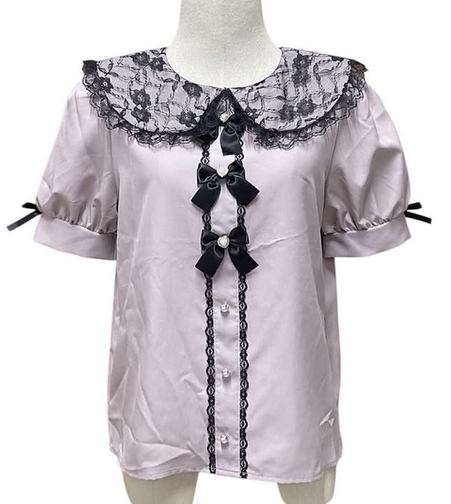 Preview of Brand new, triple-ribbon short-sleeved blouse, size L, pink with black lace. Suitable for various styles including "Jirai-kei," "Ryosan-gata," "Ama-Lolita," "Gothic Lolita," "Ita-jo," "Maid-style," and "Oshi-katsu." A popular, mainstream style.