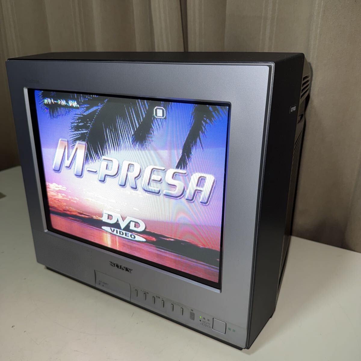 SONY kv