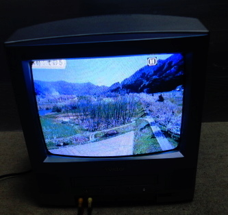 ビデオ内蔵型テレビ