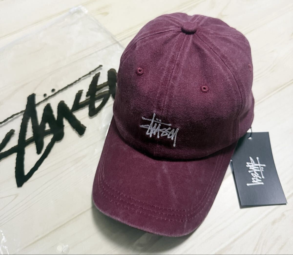 Stussy cap, red.