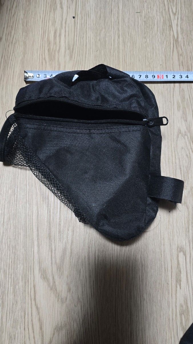 Bicycles Road Bikes Cross bike/mountain bike frame bag with water bottle holder.