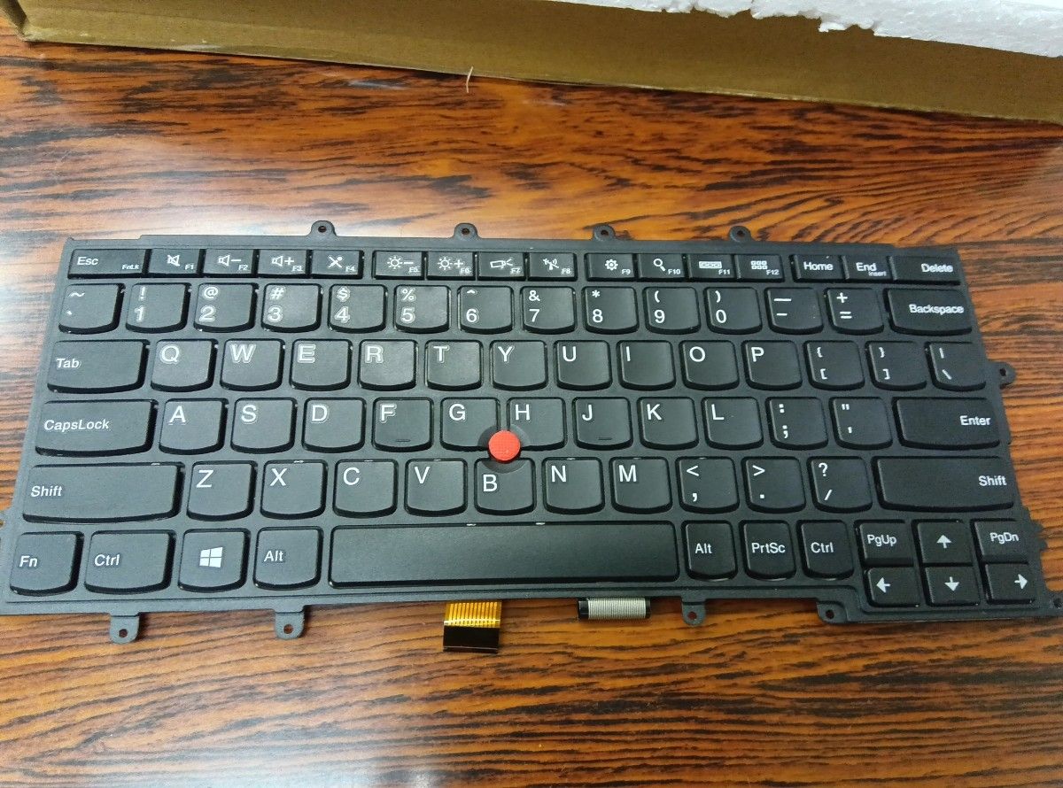 Lenovo ThinkPad US Keyboard (English Layout) - Used, removed from an X270 laptop.