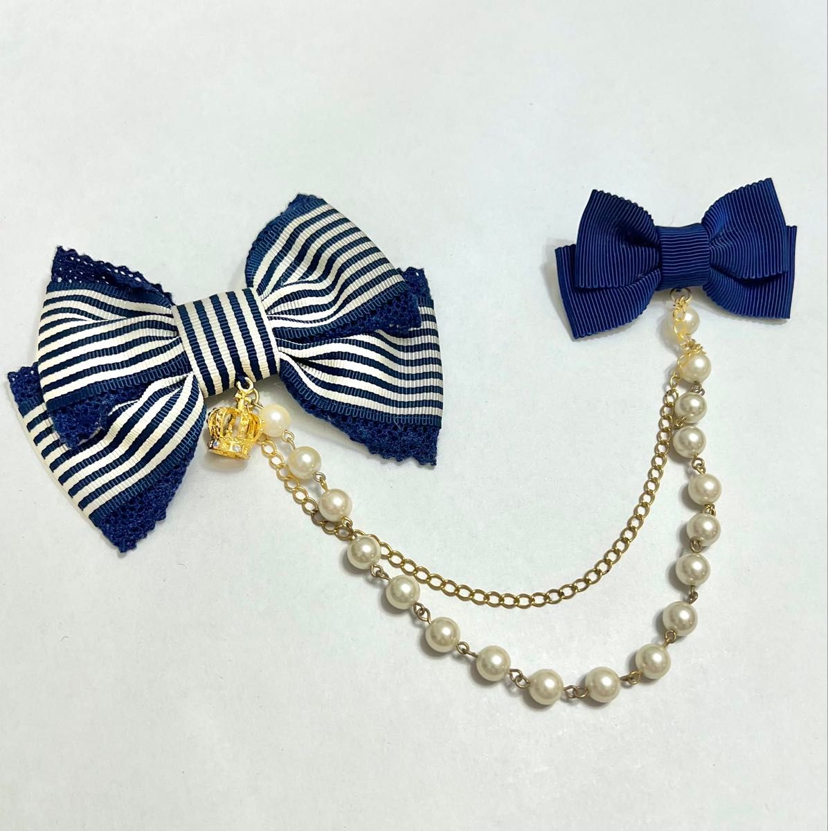 Preview of Angelic Pretty [Royal Crown Stripe Ribbon Brooch] Navy