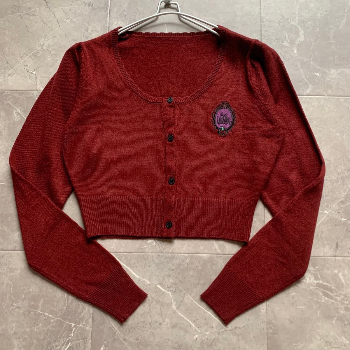 Preview of ALICE and the PIRATES x Disney's Snow White Collaboration Cardigan (Red)