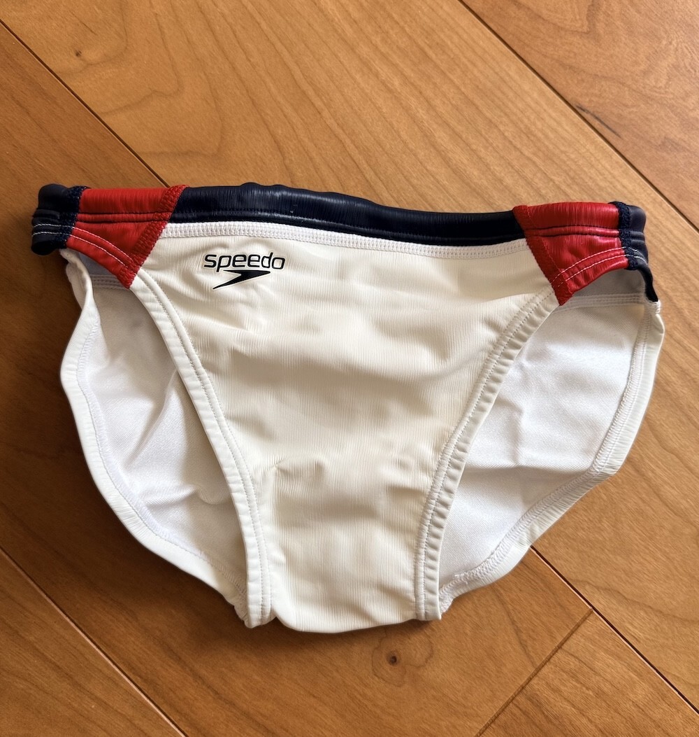 競泳水着 アリーナ nux