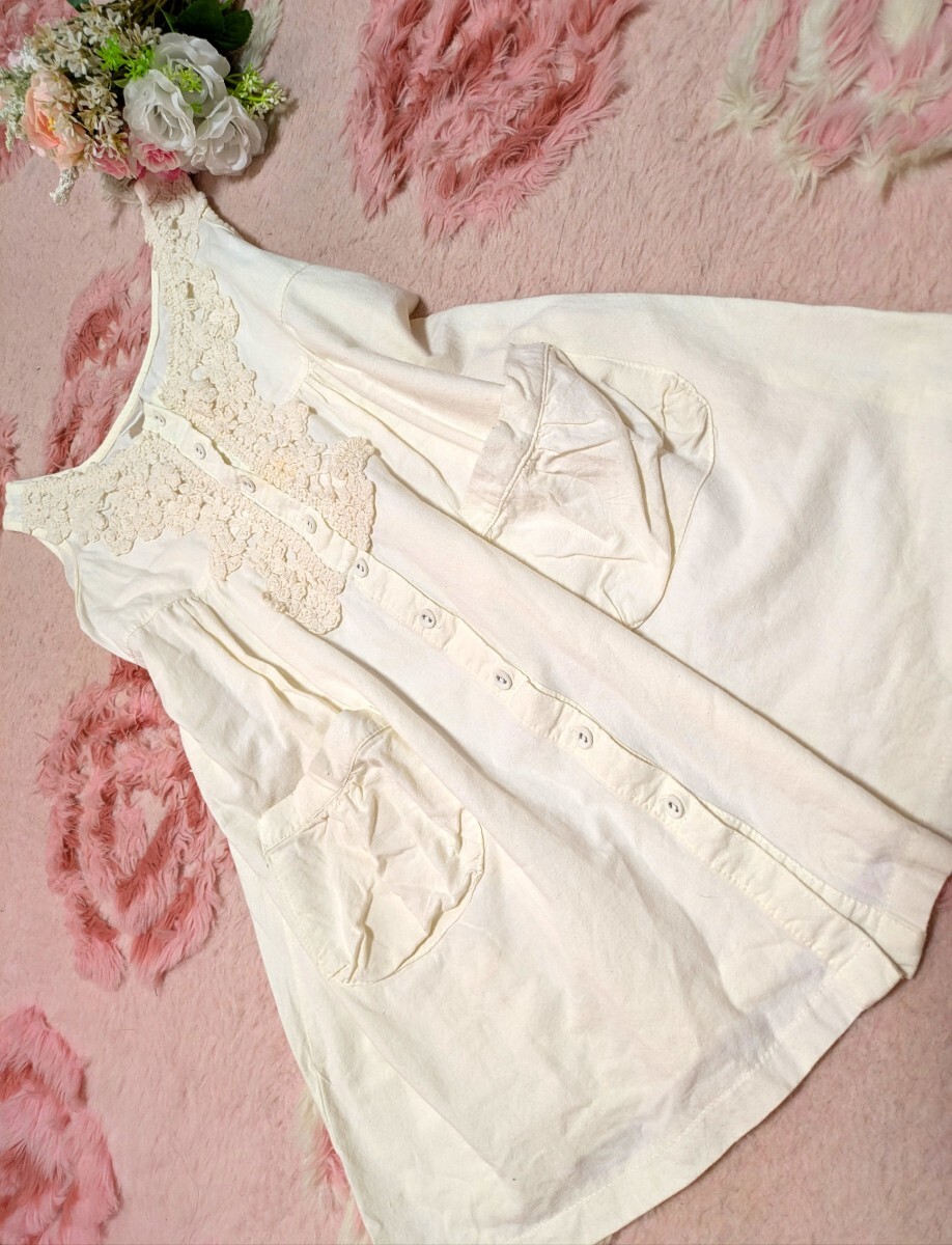Preview of 白◆花柄＆刺繍◆ゴージャス◆ポケット付き◆少女型◆激カワ◆ワンピース