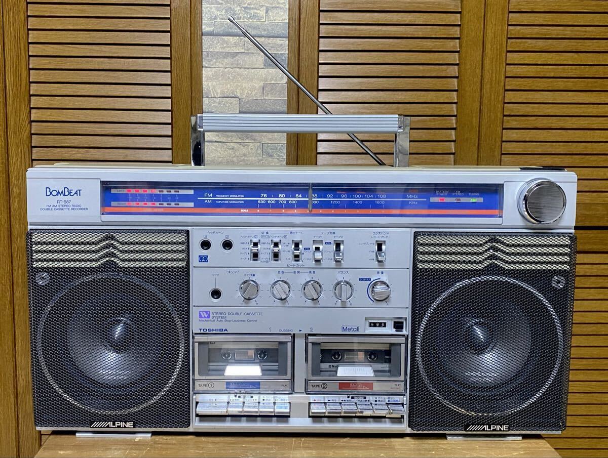 TOSHIBA 東芝 ラジカセ bombeat