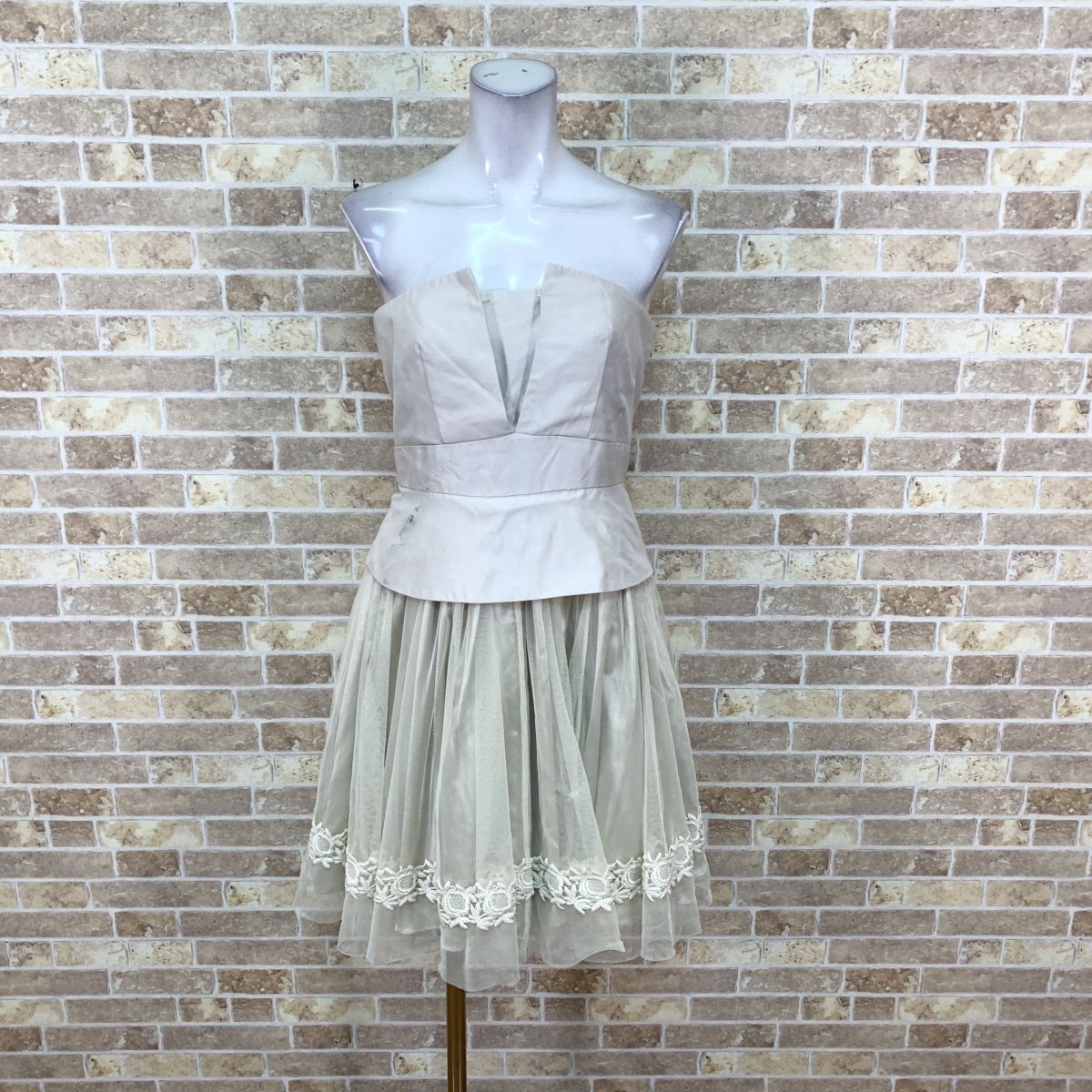 Preview of LENTILLE ワンピース ベージュ系 ロリータファッション カラードレス キャバドレ 発表会 イベント 中古３０３１１