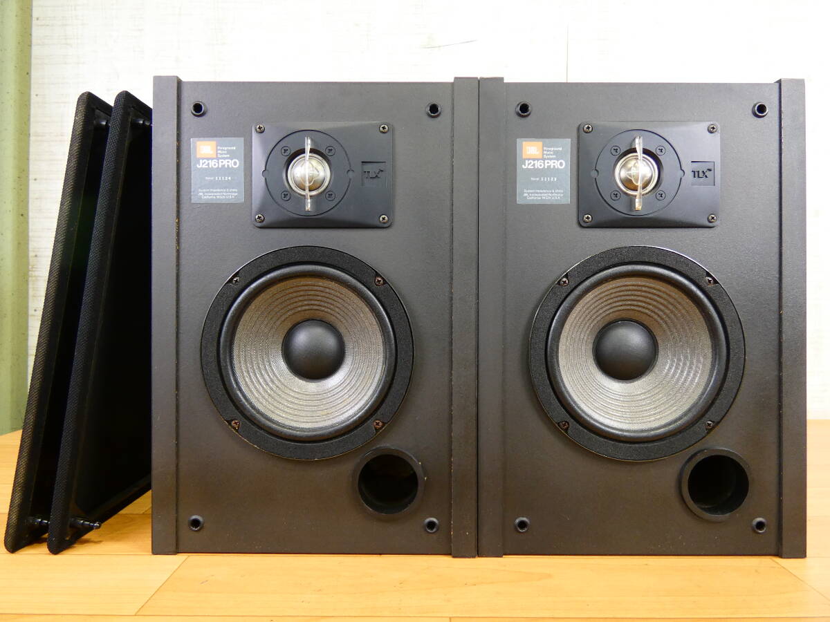 JBL j216 Pro