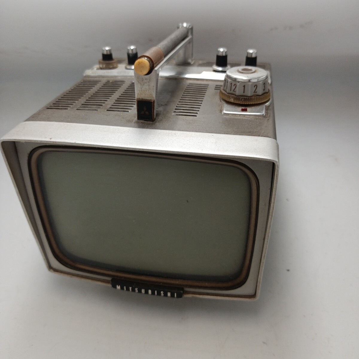 ブラウン管テレビ ブラウン管TV） －モニター