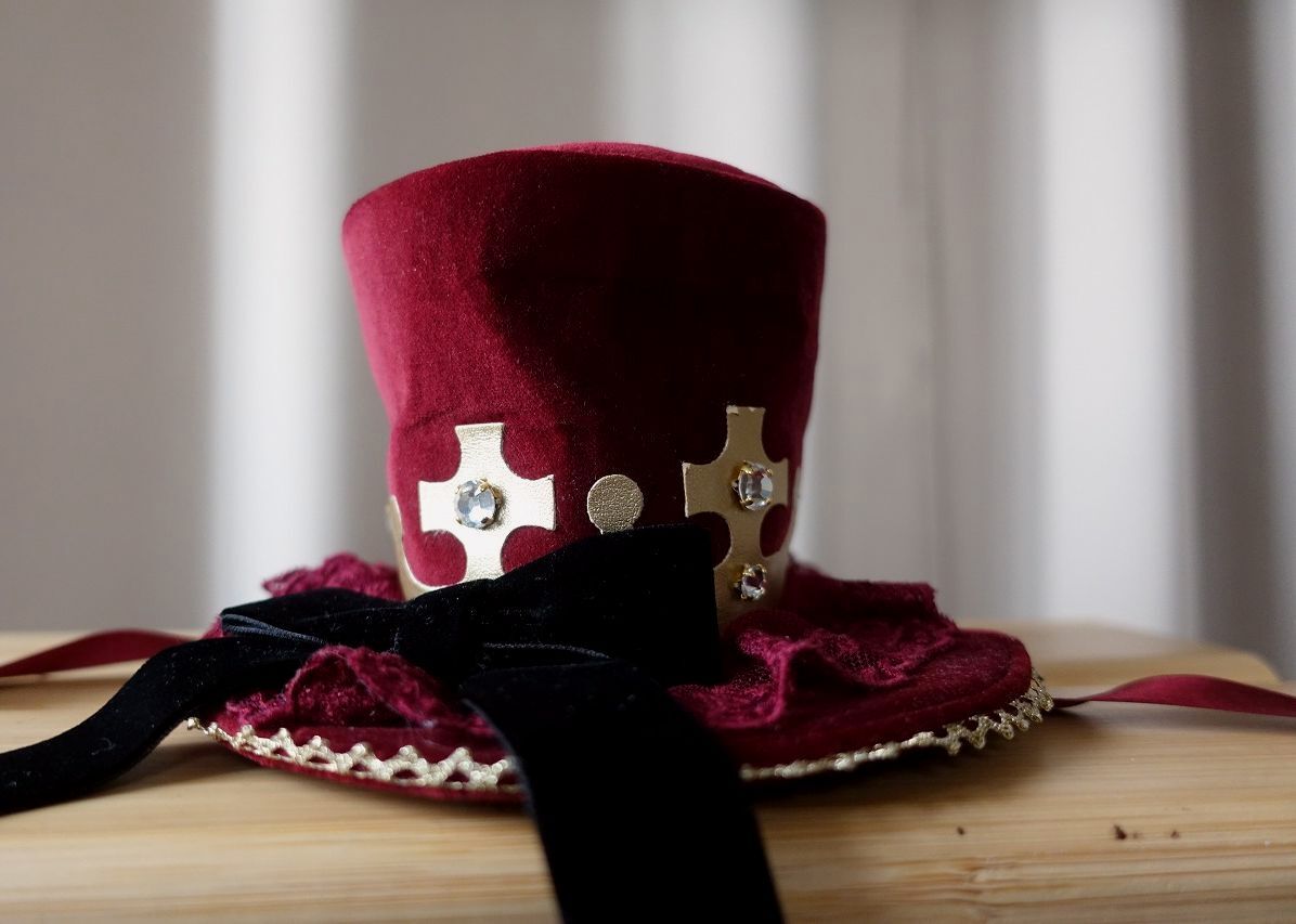 Preview of ANGELIC PRETTY VELVETEEN MINI HAT