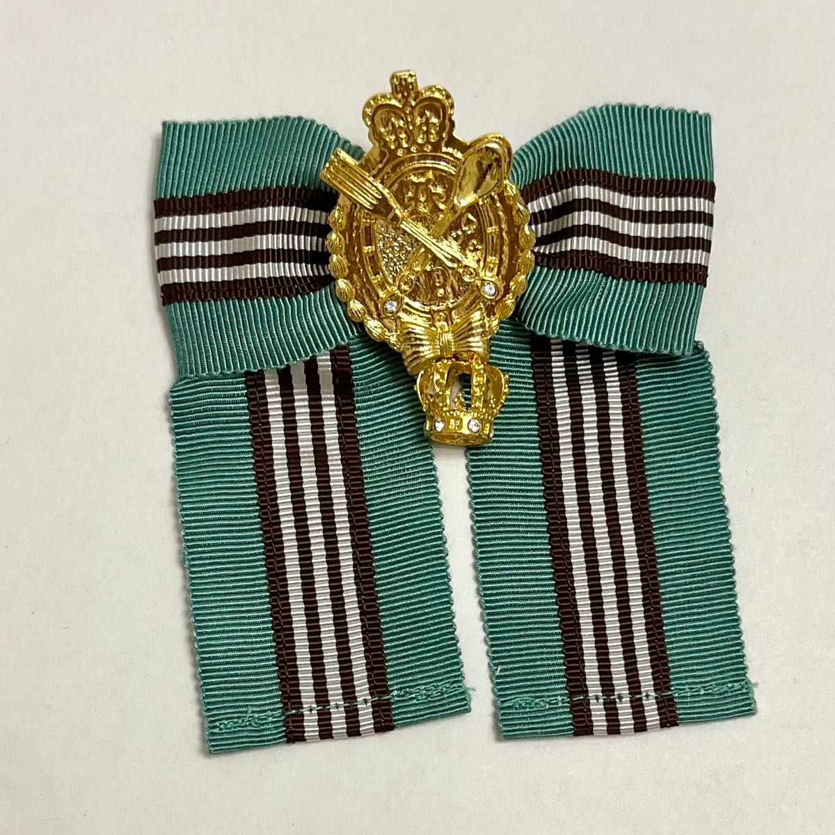 Preview of Angelic Pretty [Chess Chocolate Emblem Brooch] Mint