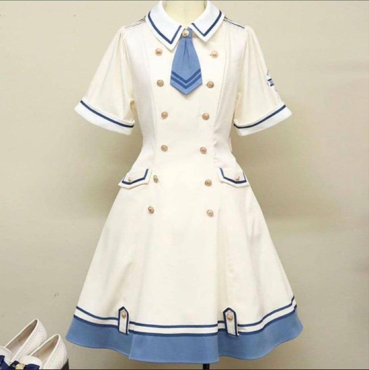 Preview of Amavel セーラーワンピース 半袖 ホワイト×ブルー 制服風 ロリータ
