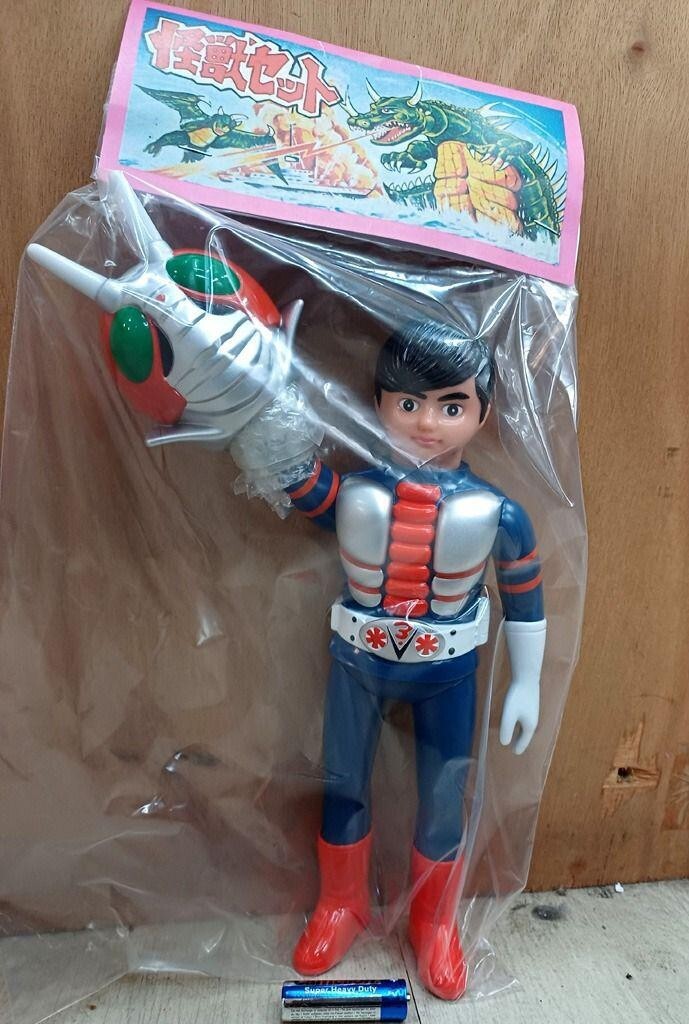 値下げ 仮面ライダーV3 無版権 パチモノ 27cm 未開封品 ポピー 希少