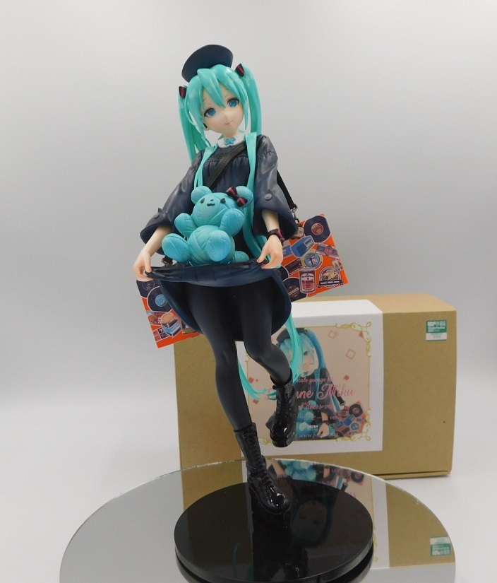 ガレージキット 初音ミク