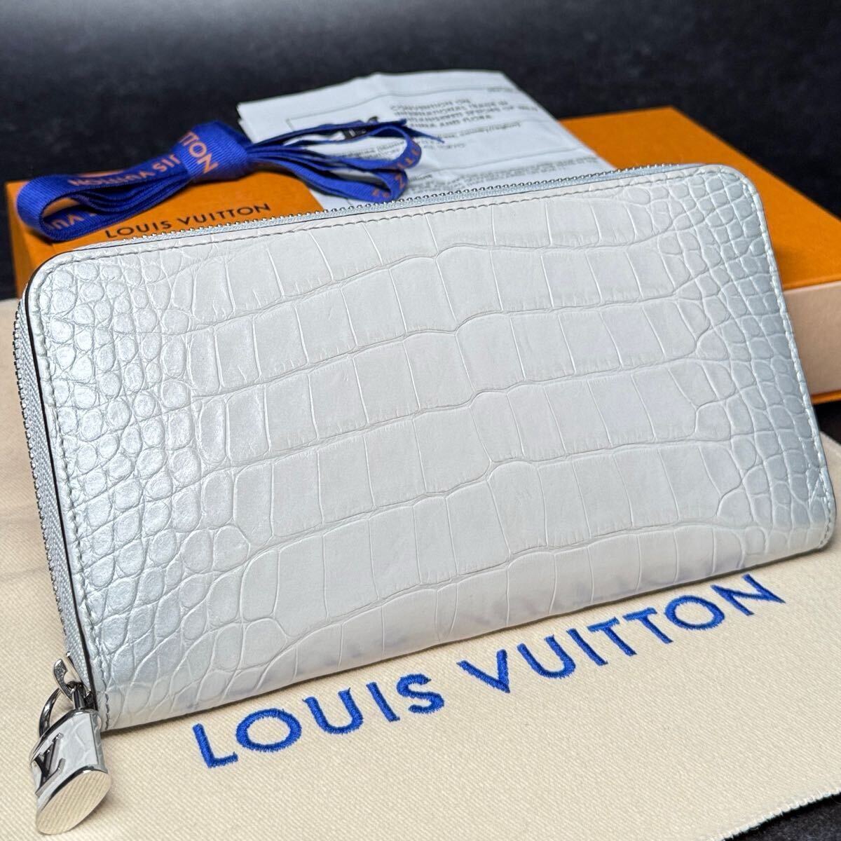 クロコダイル LOUIS VUITTON