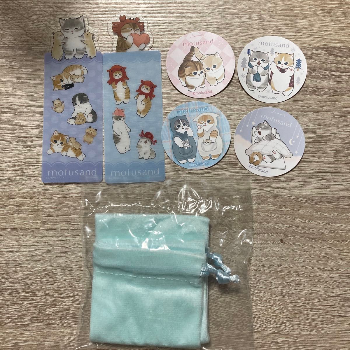 CHANEL 黒 もこもこフェイクファー ポーチ ノベルティ シャネル 激レア