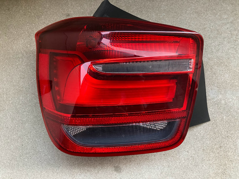 BMW 1シリーズ F20 純正 左 テールランプ ライト 7241543 #1 BMW 1シリーズ F20 純正 左 テールランプ ライト 7241543 #1 美