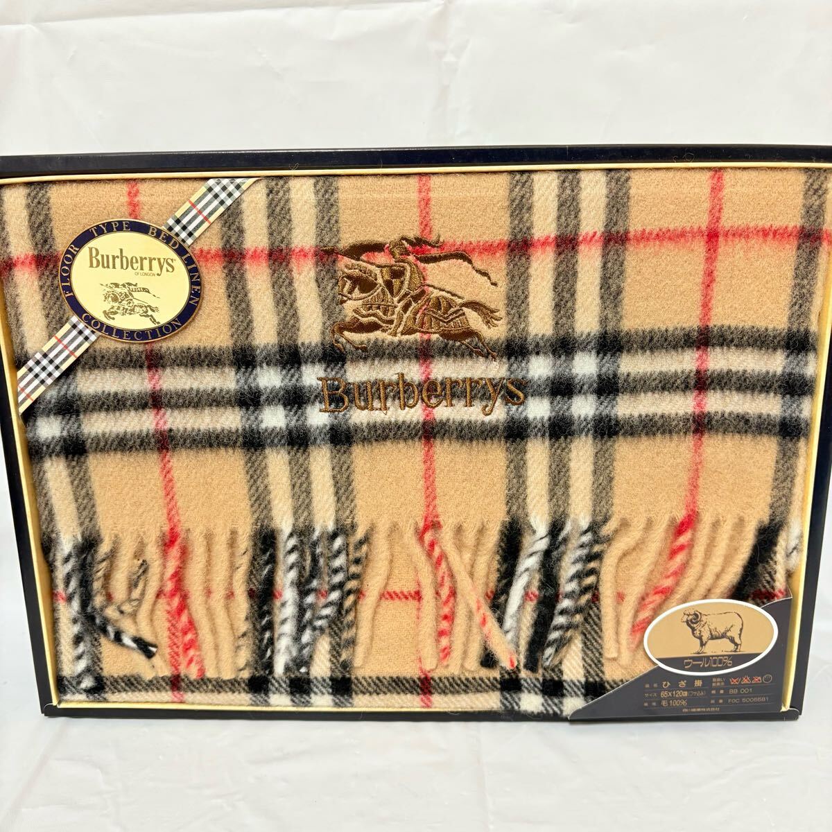 【BURBERRY】新品♡箱付き　膝掛け　クリーム　65×120　ウール100％ BURBERRY】新品♡箱付き 膝掛け クリーム 65×120 ウール100