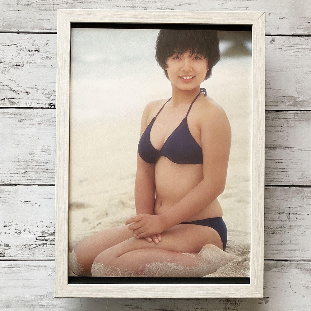 百恵•真子•久美子•郁恵　付録水着ポスター 山口百恵、大場久美子、石野真子、榊原 郁恵 ポスター - メルカリ