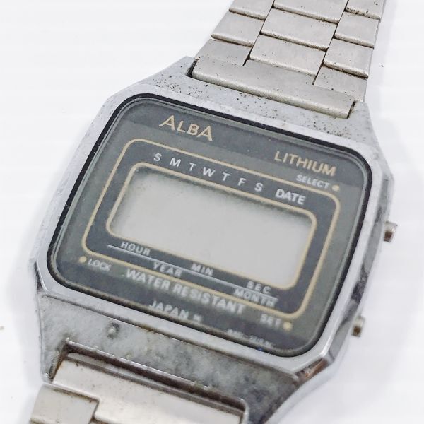 美品 ALBA Y735-4A10 デジタル 腕時計 未使用 希少 y2k アルバ 