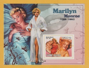 ● 【外国切手・ギニアビサウ】 マリリン・モンロー　S/S 切手シート (`10)　未使用