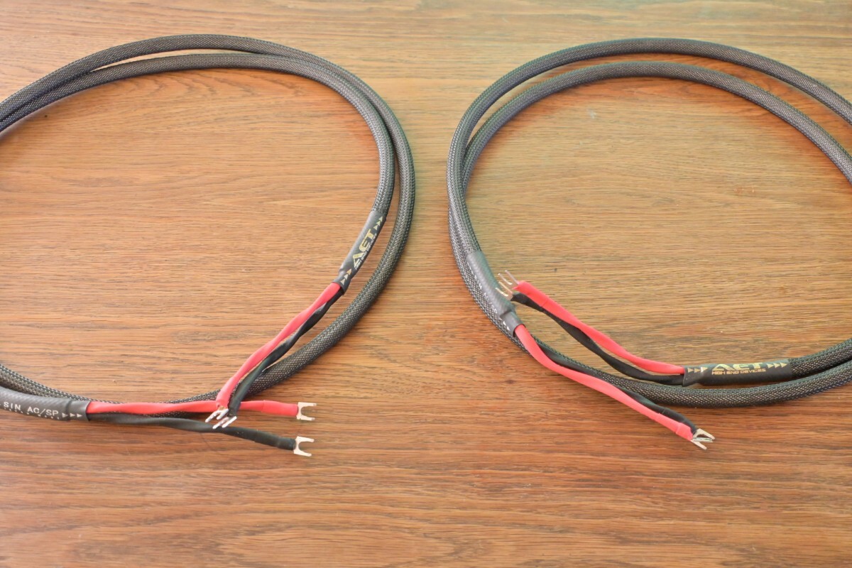 ダイエイ電線】KVF(UL2468) 異色平行スピーカーコード 2xAWG22 赤/黒