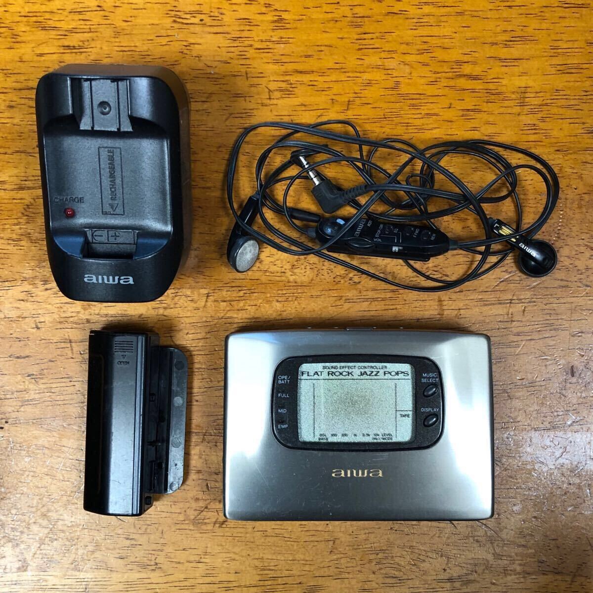 【希少・当時物】AIWA HS-J8 ポータブルカセットプレイヤー Yahoo!オークション -「aiwa hs」(録音、再生) (カセット