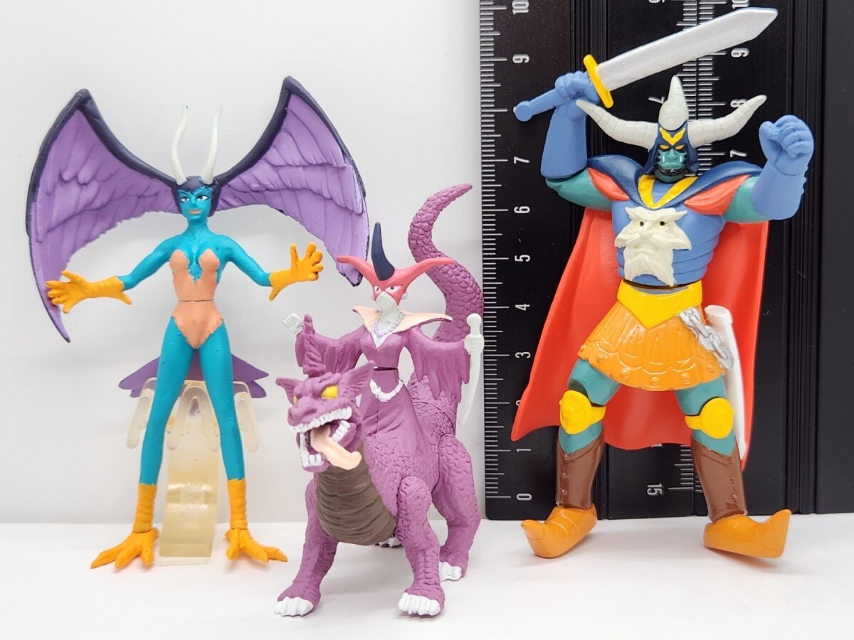 メディコムトイ デビルマン45周年記念 妖獣シレーヌ パールホワイト ソフビ 0008_180627_rbhw67_h.jpg