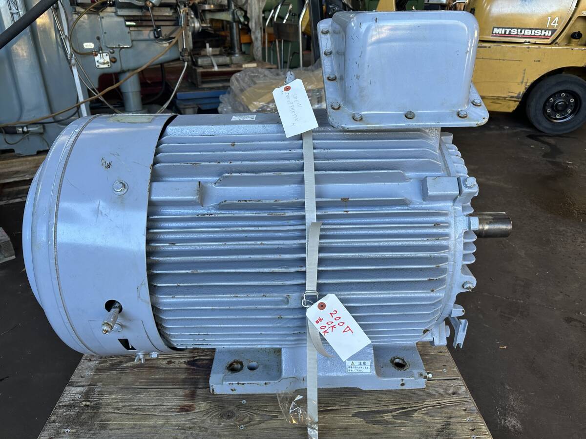 中古 東芝 インダクションモーター 3相200V 0.75kW 4P IK DBKKB 中古 東芝 インダクションモーター 3相200V 0.75kW 4P IK DBKKB