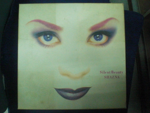 SHAZNA/ Silent Beauty & シングルCDの通販 by よーと's shop