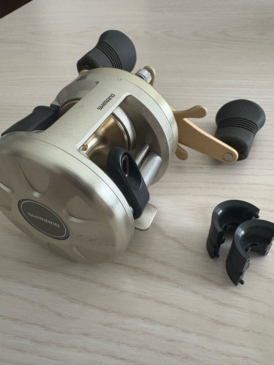SHIMANO AXIS ベイトリール Yahoo!オークション -「axis」(シマノ) (ベイトリール)の落札