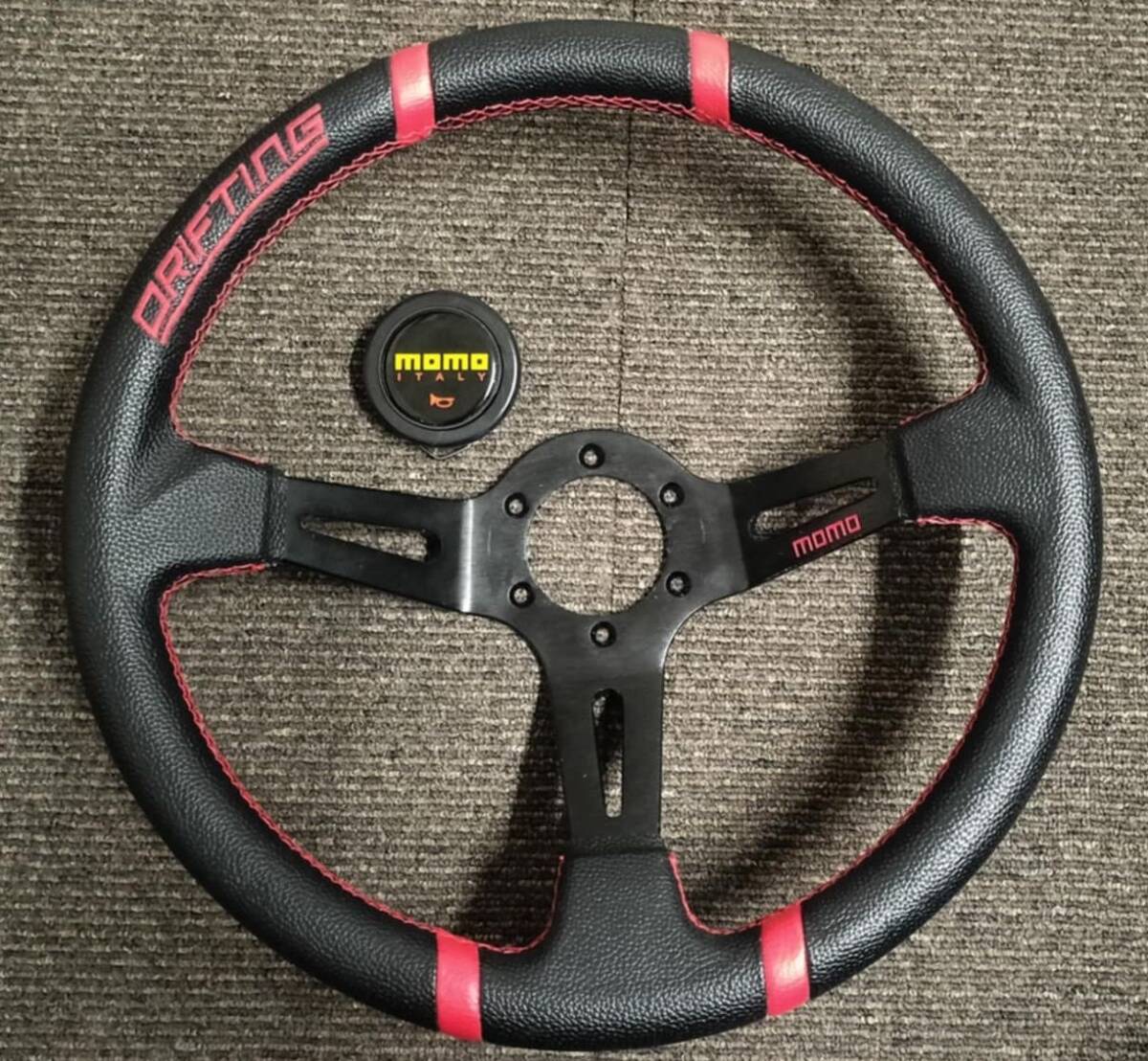 決算処分格安！正規品　MOMO プロトタイプブラック350mm新品未使用 決算処分格安！正規品 MOMO プロトタイプブラック350mm新品未