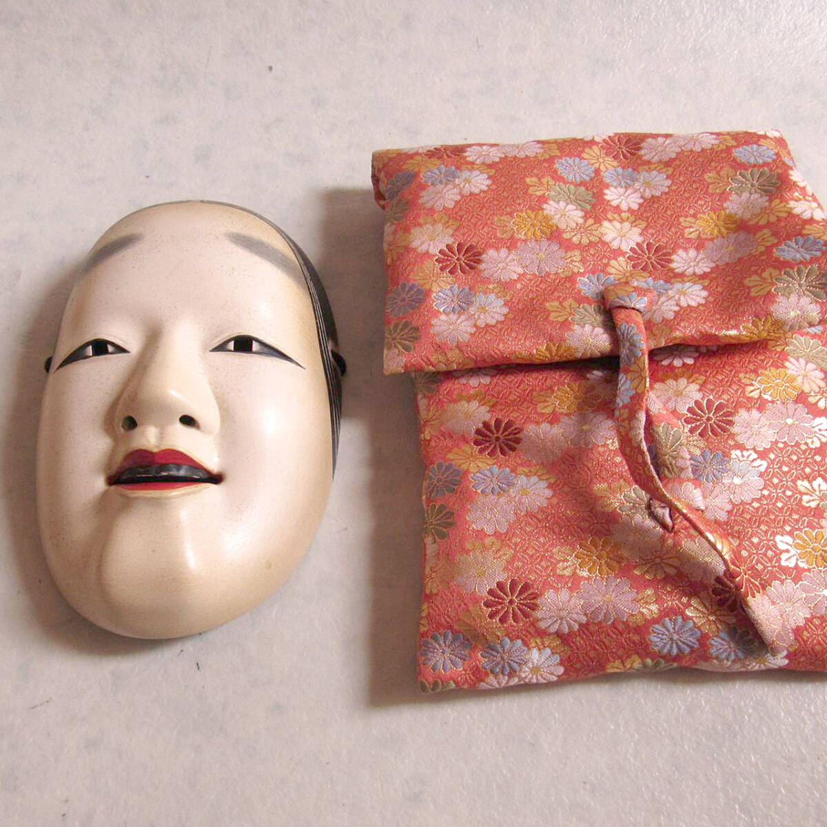 能面 小面 能面袋付き 美品(I1) Kết quả tìm kiếm cho 