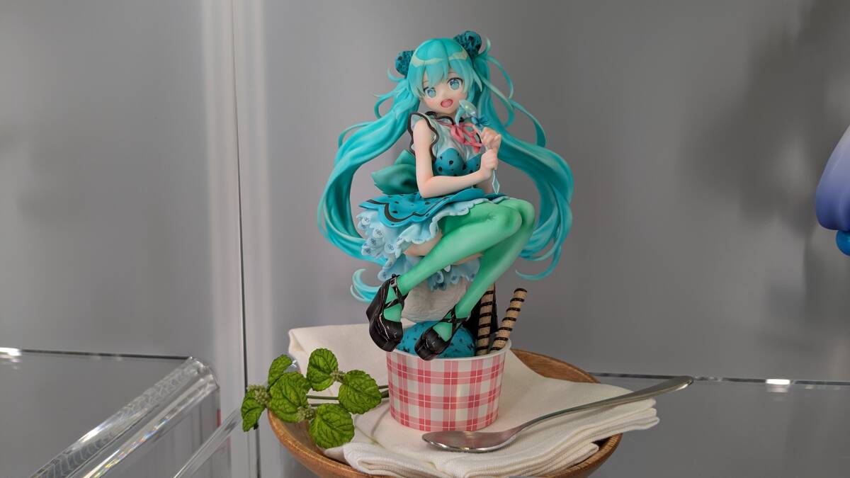 ガレージキット 初音ミク