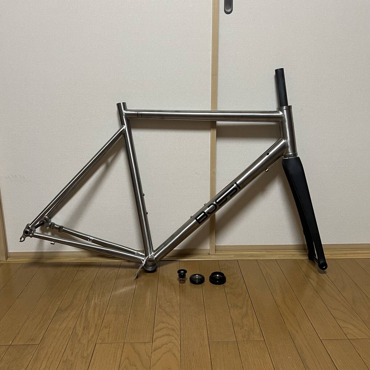 ル*ド様 300円スタート⭐︎チタン エアロ ロードバイク フレームセット ル*ド様 300円スタート⭐︎チタン エアロ ロードバイク フレーム