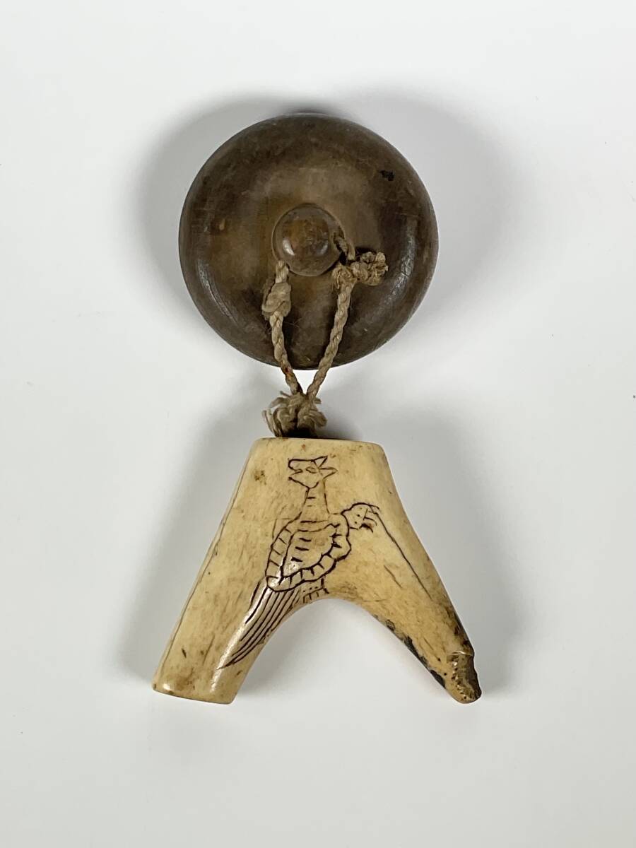 天然素材 鹿の角 モンスター彫刻 根付 提げ物 天然素材 鹿の角