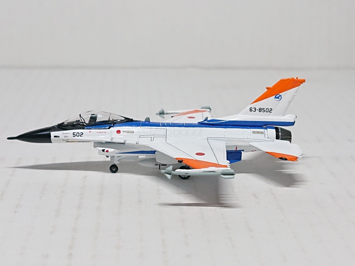 A1440 ガリバー200 航空自衛隊 F-16B/D Amazon | ガリバー 200 1/200 F-1 第3航空団 第8飛行隊 三沢基地