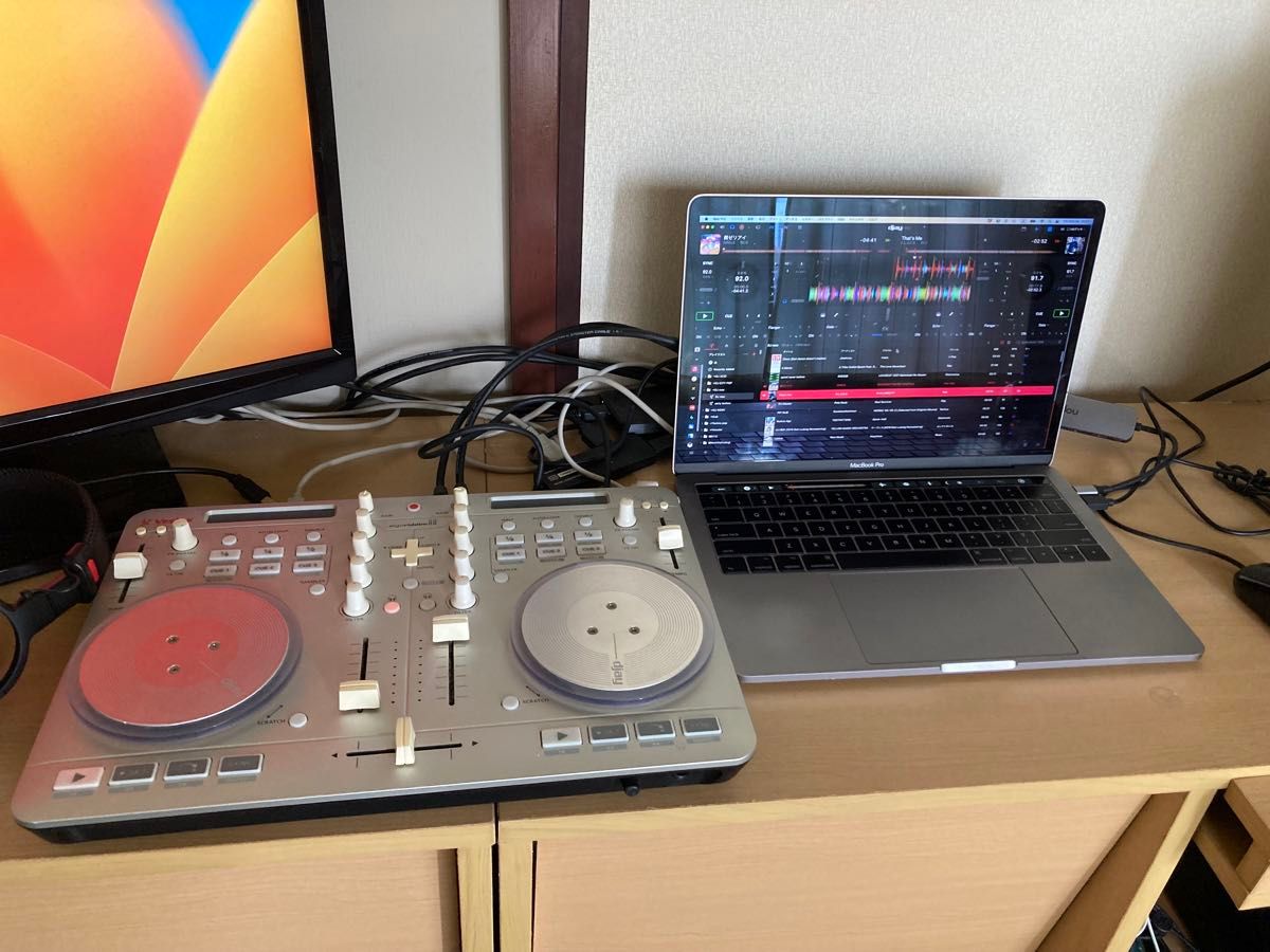 TRAKTOR KONTROL Z1 DJミキサー ケース付き Native Instruments TRAKTOR KONTROL Z1｜ミュージックランドKEY