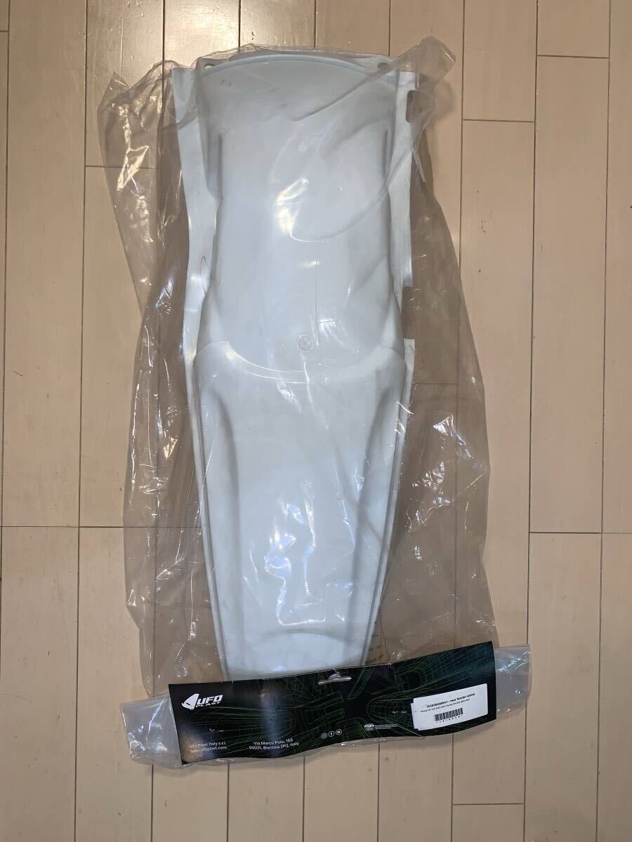 【未組立・中袋未開封】 HONDA CR250R 1/12 21-'22CRF250L POWERBOXサイレンサー(2BK-MD47) ※8BK-MD47には