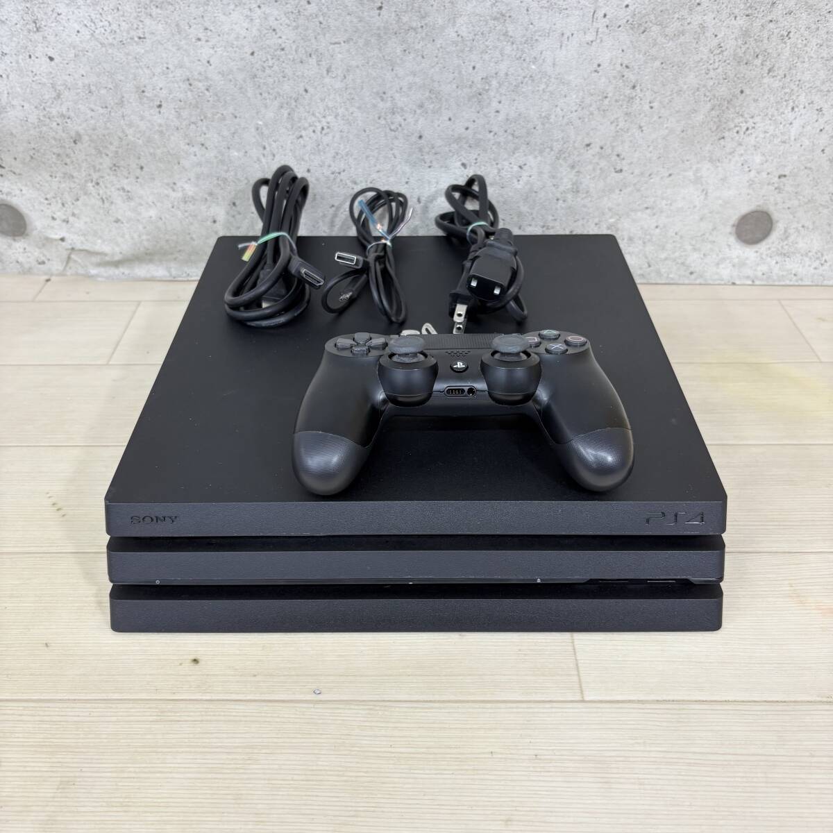 SONY - SONY PlayStation4 Pro 本体 おまけ付 Yahoo!オークション - PS4Pro 本体 セット 1TB ホワイト SONY