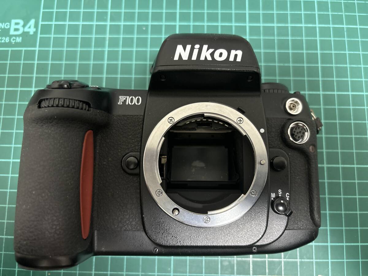 Nikon F100 ボディ ブラック ニコン 一眼レフカメラ フィルム
