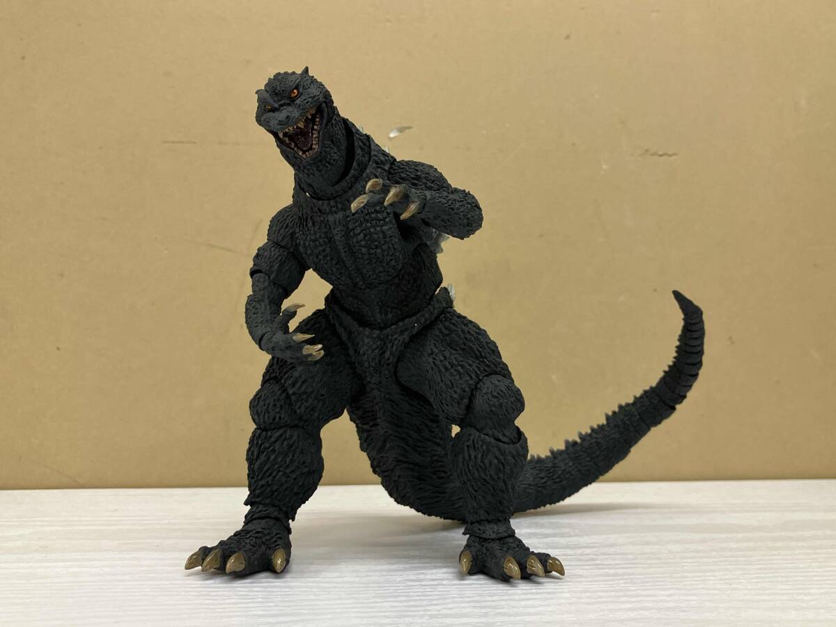 S.H.MonsterArts モゲラ G.フォース格納ドック出撃Ver. Hasil S.H. 