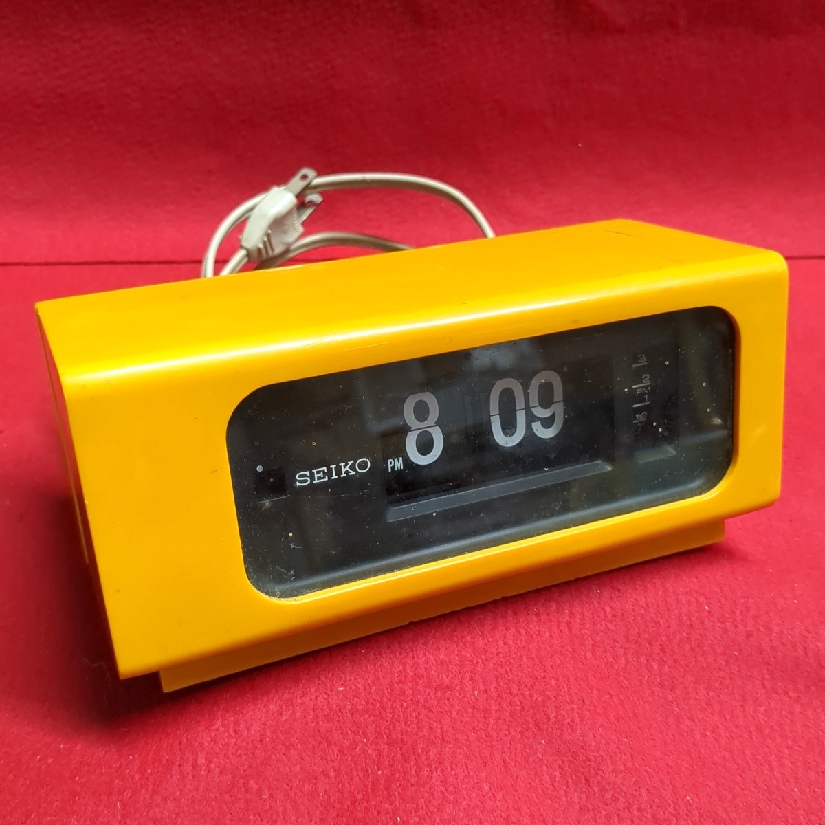 セイコー パタパタ目覚まし時計 hq720.jpg?sqp=-