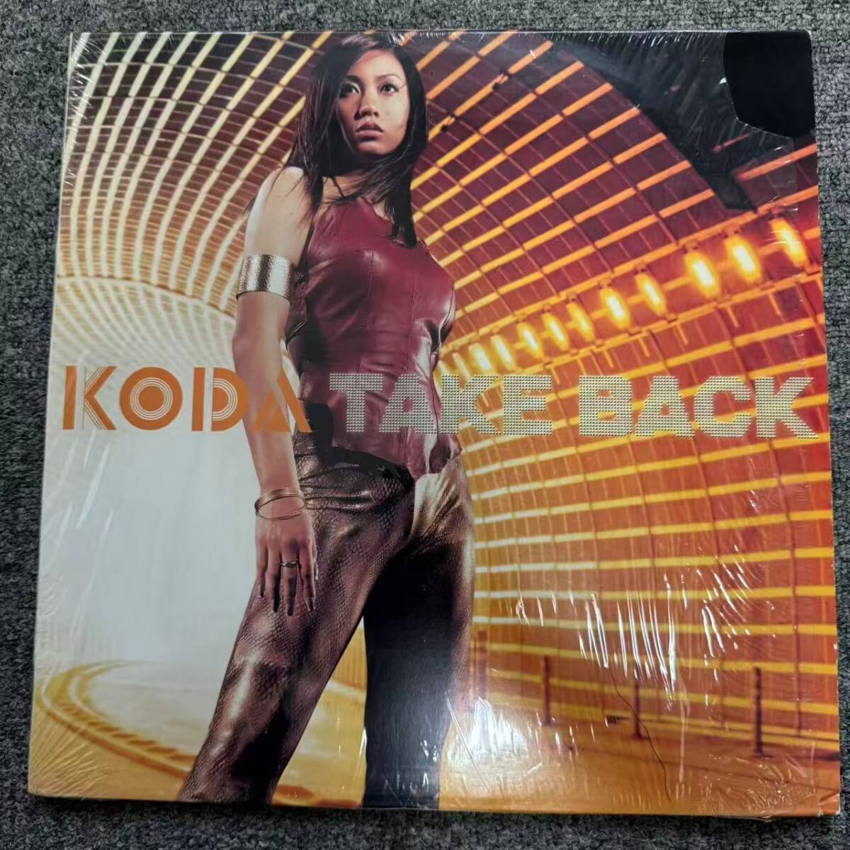 倖田來未 take back