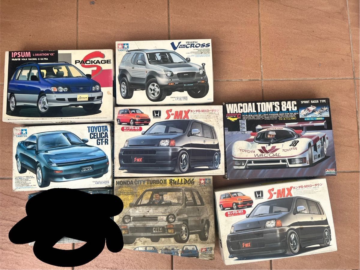 1/24 プラモデル7台まとめ売り　ランドクルーザー　ハイエース　ステップワゴン 1/24 プラモデル 7台 まとめ売り ランドクルーザー ハイエース